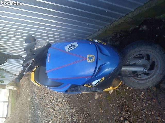 scuter peugeot zenith an 1998