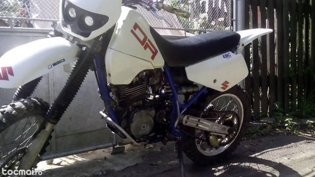 Suzuki dr 2001