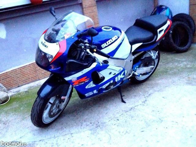 Suzuki GSXR 2000