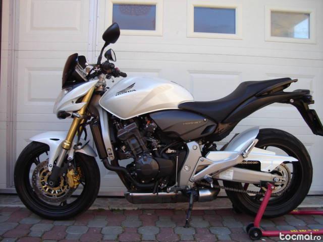 Honda hornet, 2009