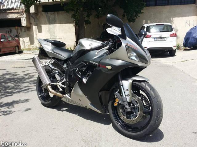 Yamaha r1 - impecabila! - 2003