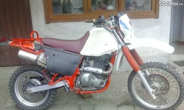 Suzuki DR 650 , 1990