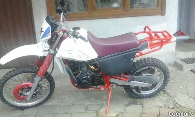 Suzuki DR 650 , 1990