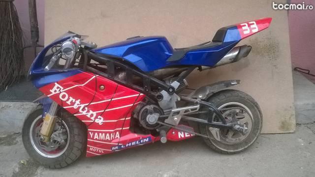 Yamaha pentru copii, 2000