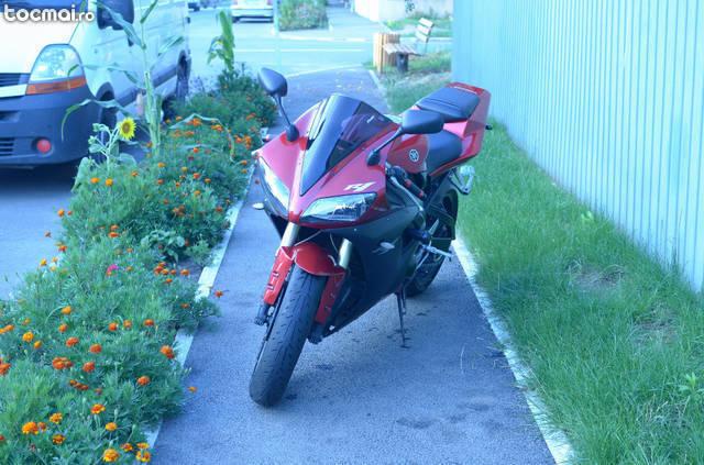 Yamaha R1, 2003