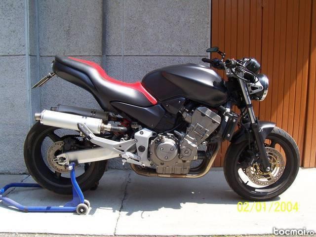 Honda hornet 900, 2002