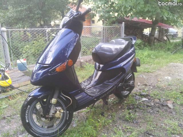scuter peugeot zenith