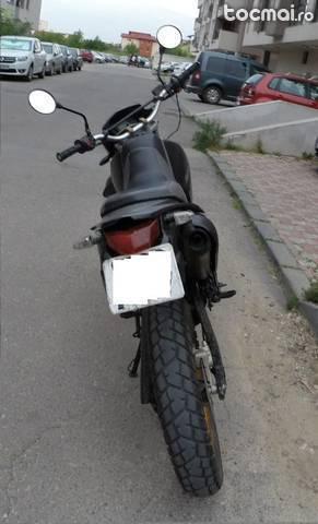 Yamaha XT 125 R, 2005