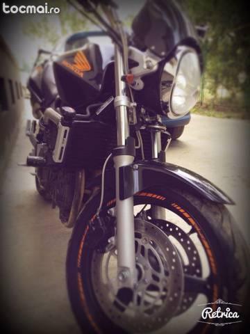 Honda CB600 Hornet, 2004