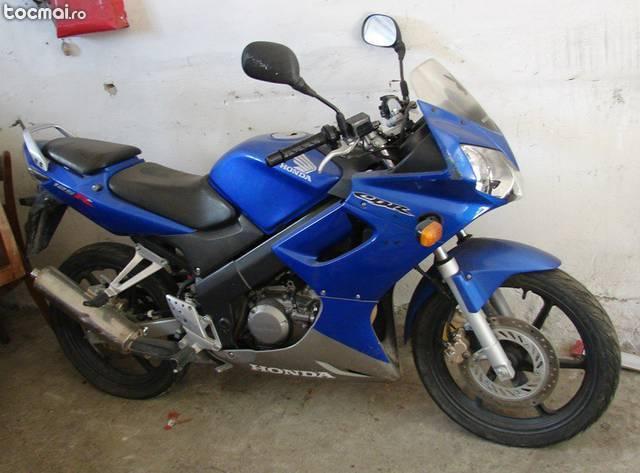 Honda CBR 125R, 2004