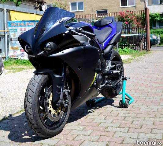 Yamaha r1 big bang rn22, 2009