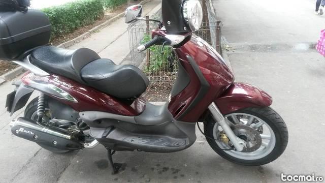 Piaggio beverly, 2005