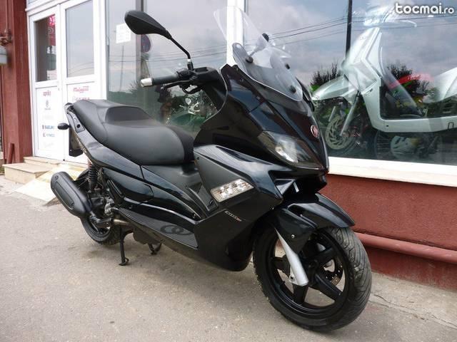 Gilera Nexus 300i, 2008