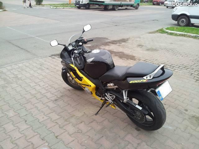 Honda CBR F4i, 2002