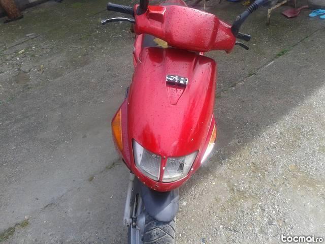 Aprilia SR, 2000