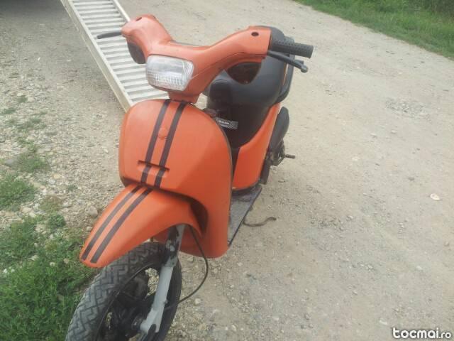 Piaggio Free