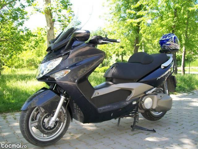 Maxi- scuter kymco xciting 500 cc