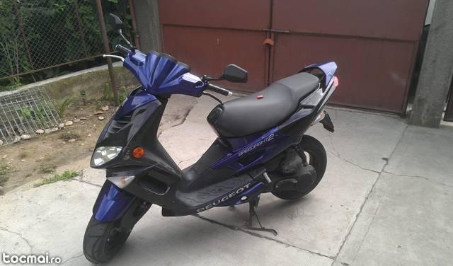 Scuter Peugeot Superfight2, 2002