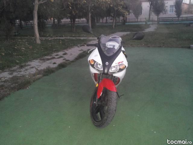 Yamaha tzr50, 2007