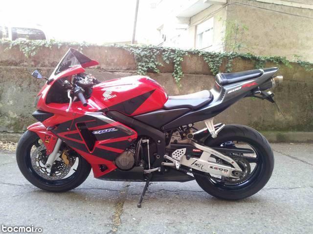 Honda CBR 600 RR 2004