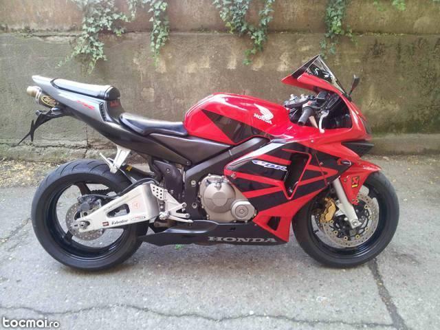 Honda CBR 600 RR 2004