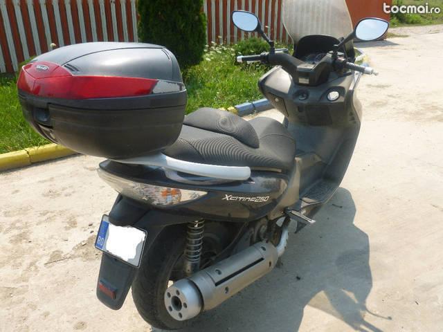 Kymco xcitino 250, 2007