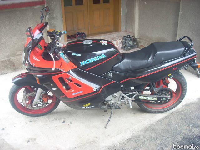 Honda cbr