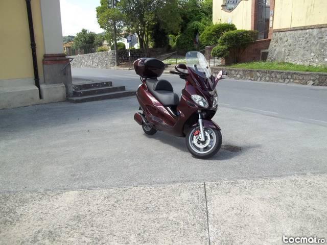 Piaggio X9 Evolution 200