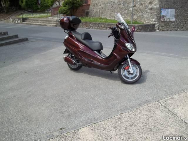 Piaggio X9 Evolution 200