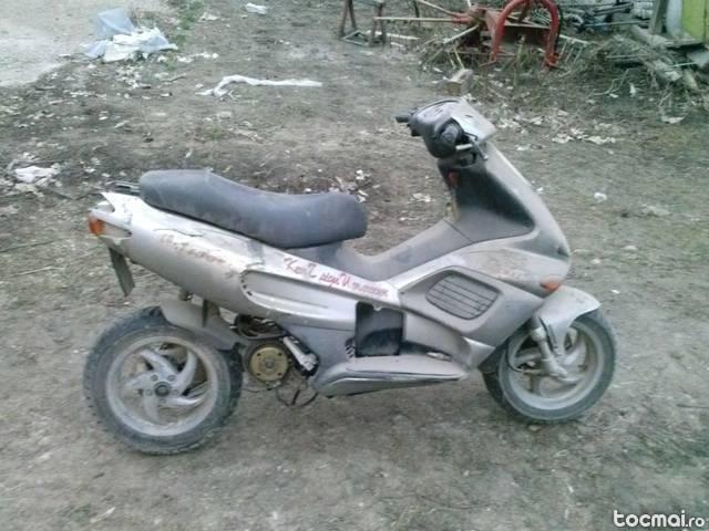 scuter gilera runter