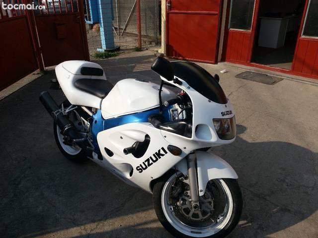 Suzuki GSXR 600, 2000