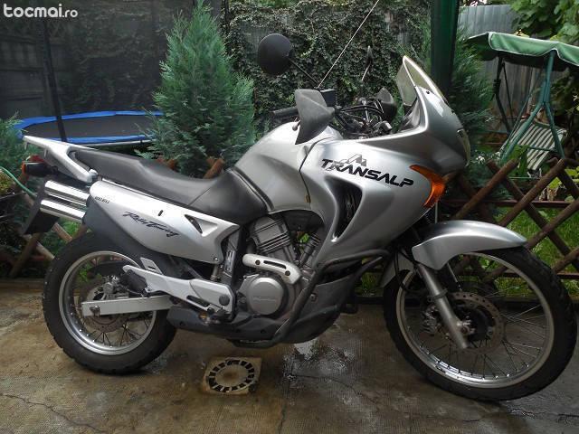 Honda transalp 650, 2003