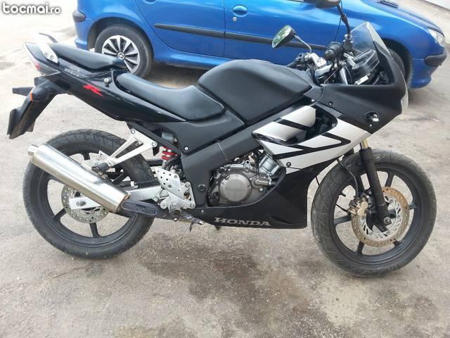 Honda cbr 125 R, 2007