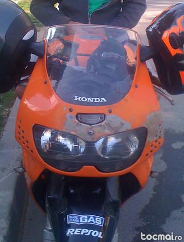 Honda cbr 919 rr