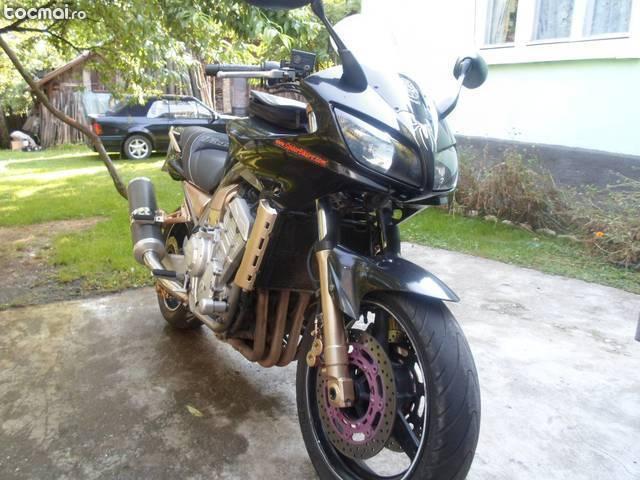 Yamaha fzs fazer 1000, 2001