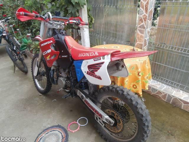 Honda cr, 2003