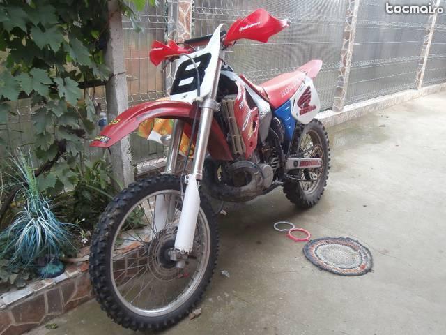 Honda cr, 2003