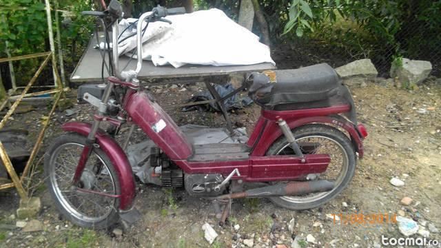 Moped garelli