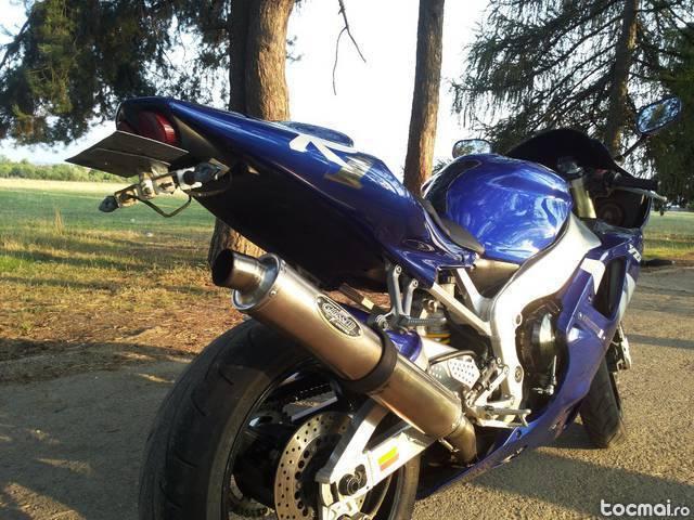 Yamaha r1, 2000