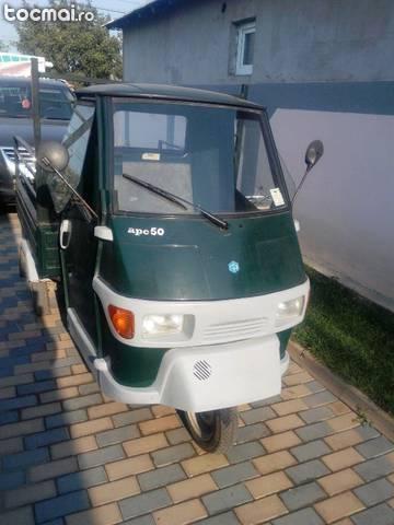 Piaggio APE 50 cu remorca si cabina an 2011