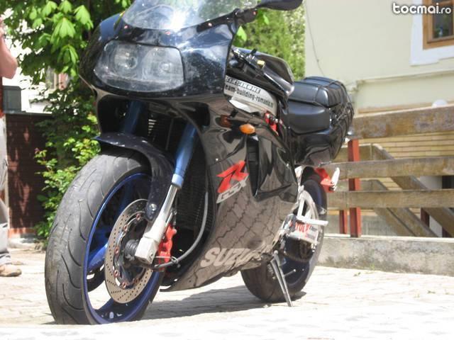 Suzuki GSX- R, 1997