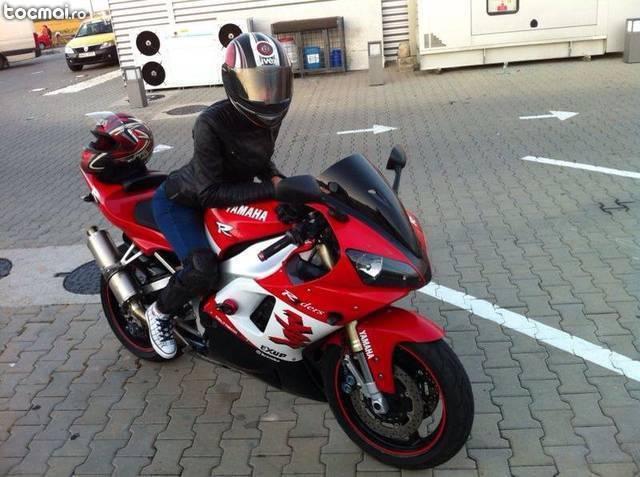 Yamaha R1, 2001