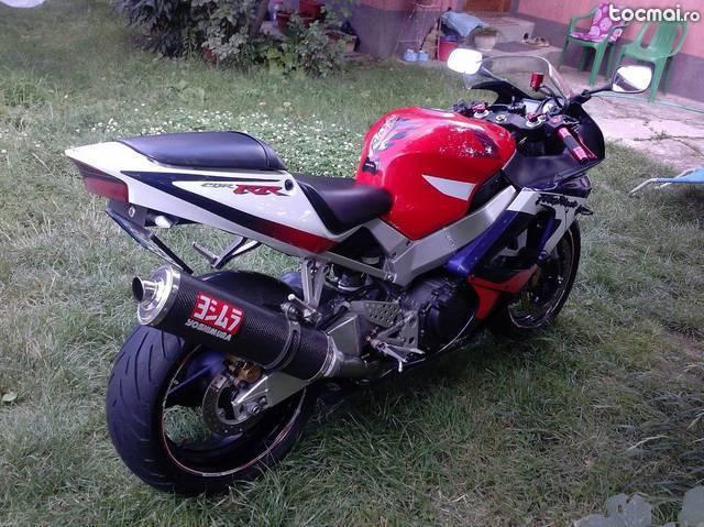 Honda cbr 929, 2001