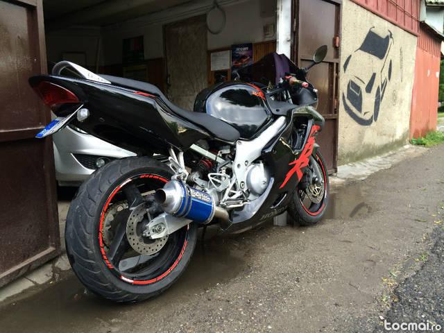 Honda cbr f4, 2000