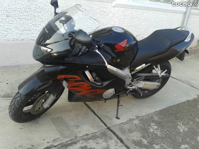 Honda F4, 2000