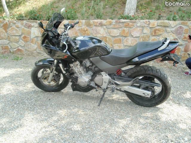 Honda Hornet S, 2002