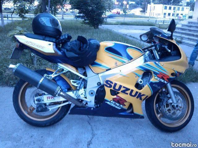 Suzuki gsxR, 2002