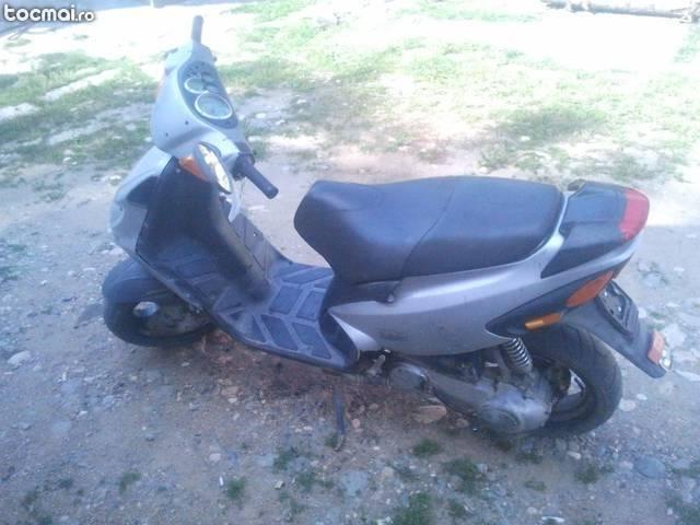 Piaggio NRG- MC3, 2004