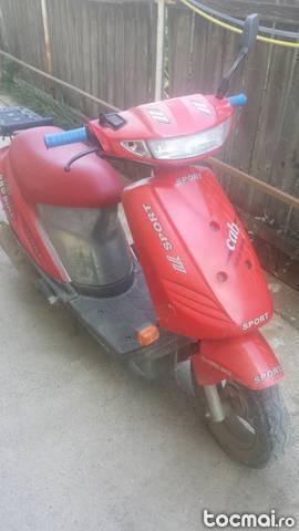 scuter japonez hyosung cu acte de germania de 50cc