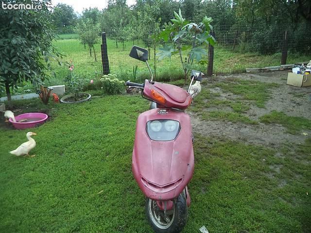 scuter kymco